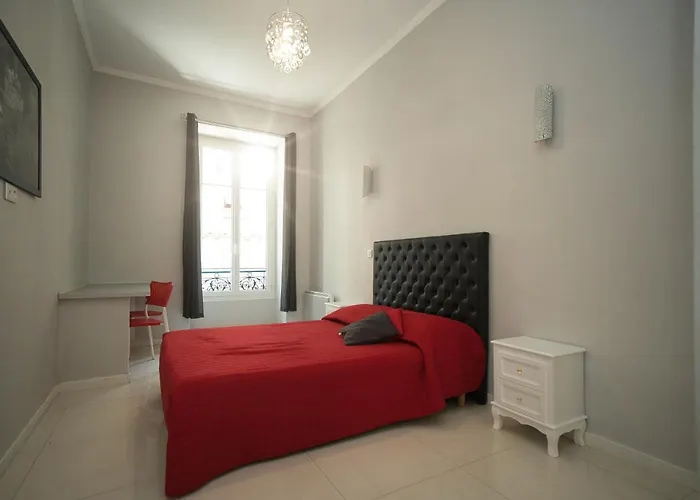 Lusso 5 Beds * نيس