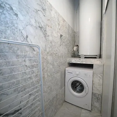 Lusso 5 Beds