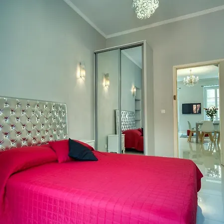 Lusso 5 Beds * Ницца